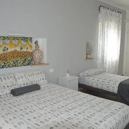 ベッド・アンド・ブレックファスト Maison Blanche