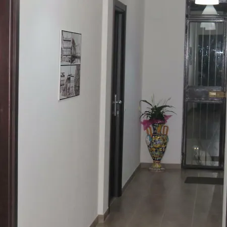 Maison Blanche Bed & Breakfast 3*