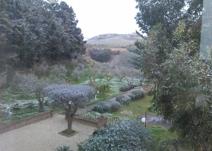 Maison Blanche Bed and breakfast 3*