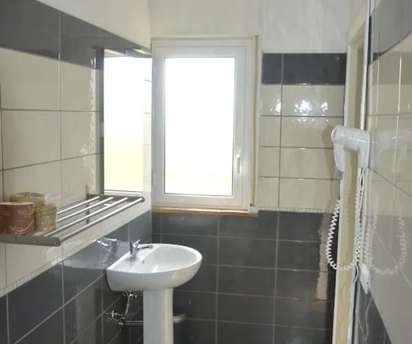 Bed and breakfast Maison Blanche 3*